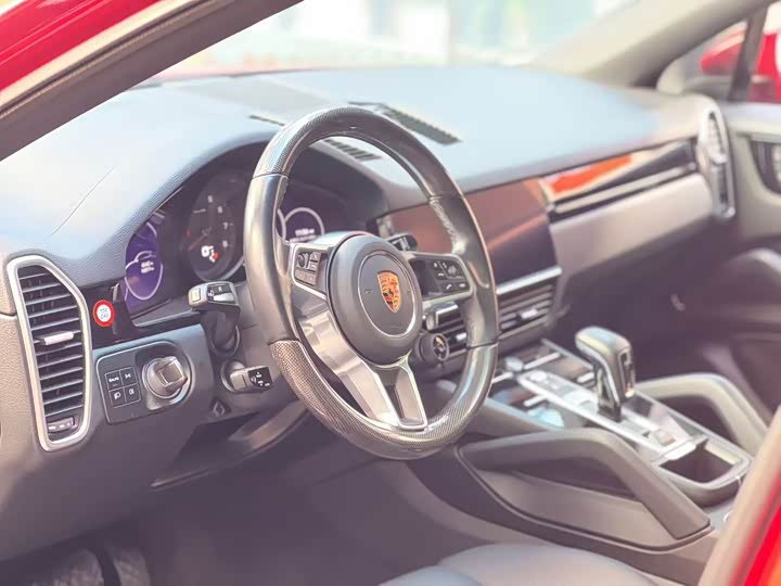 Фото 3 - Porsche Cayenne