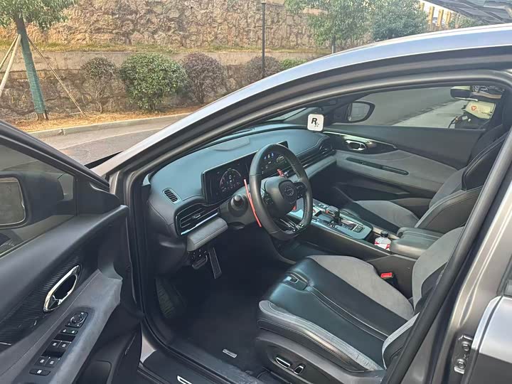 Фото 9 - GAC Trumpchi Empow R