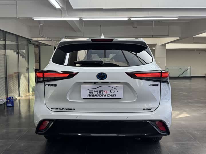 Фото 6 - Toyota Highlander