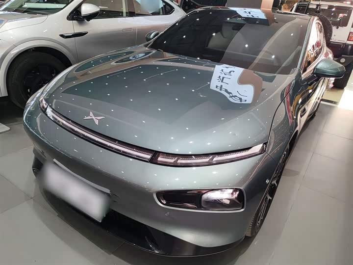 Фото 2 - XPeng P7