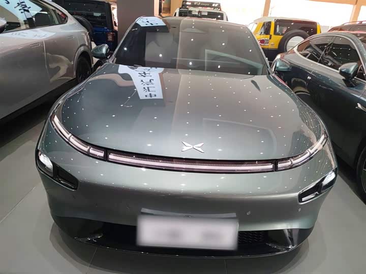 Фото 3 - XPeng P7