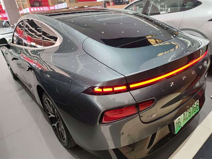 Фото 5 - XPeng P7