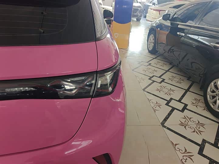 Фото 8 - BYD Dolphin