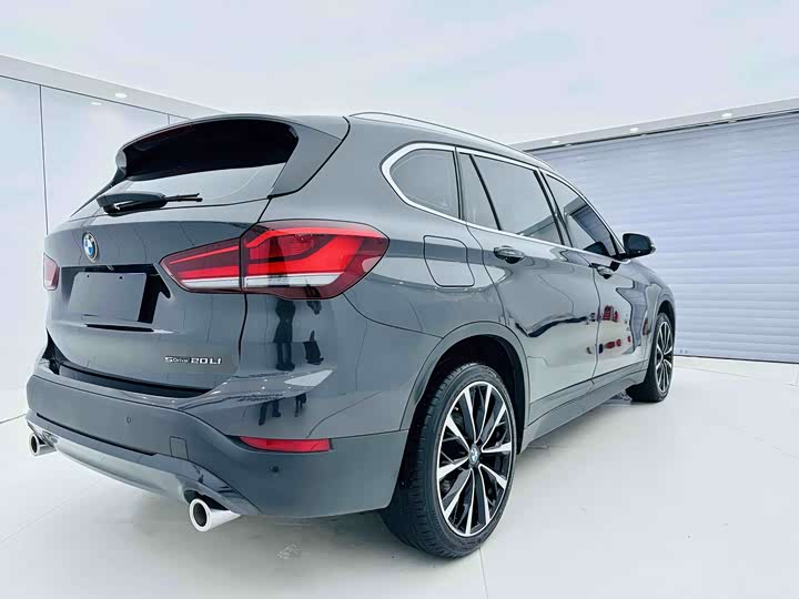 Фото 4 - BMW X1