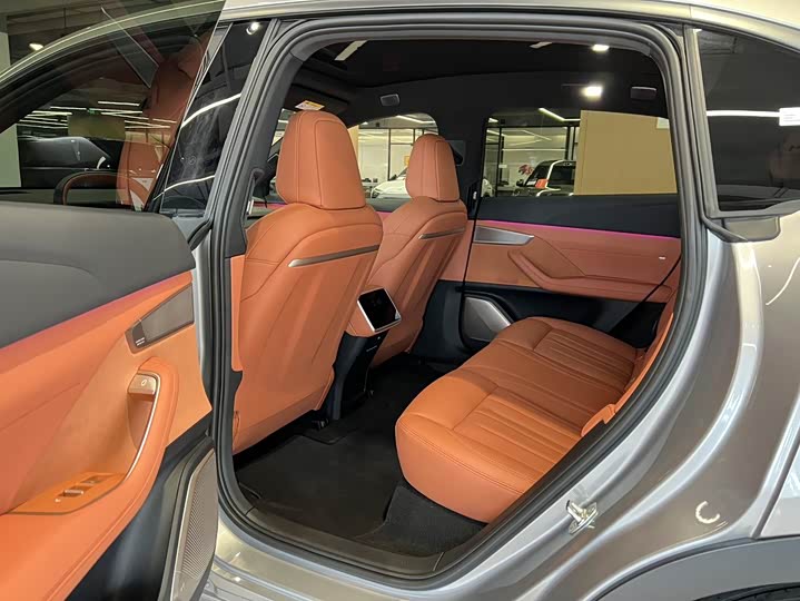 Фото 9 - Nio Onvo L60