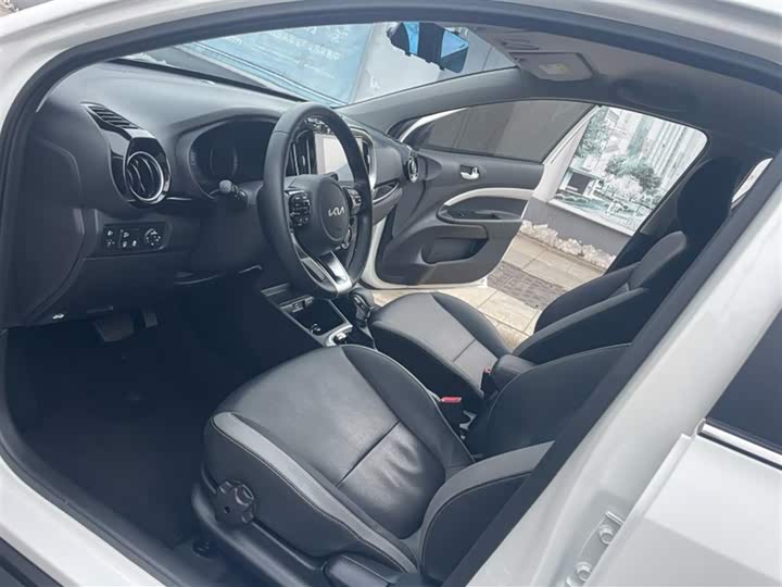 Фото 8 - Kia KX1