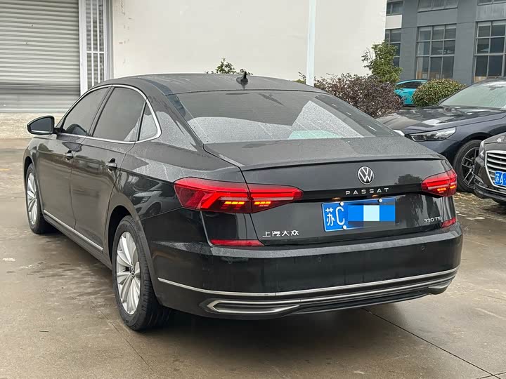 Фото 4 - Volkswagen Passat