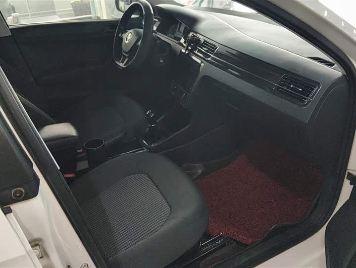 Фото 8 - Volkswagen Santana