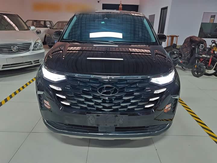 Фото 3 - Hyundai Custo