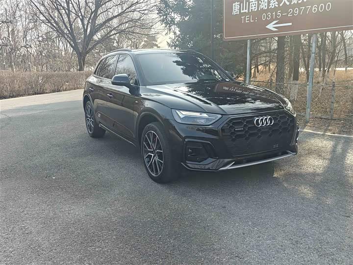 Фото 3 - Audi Q5L