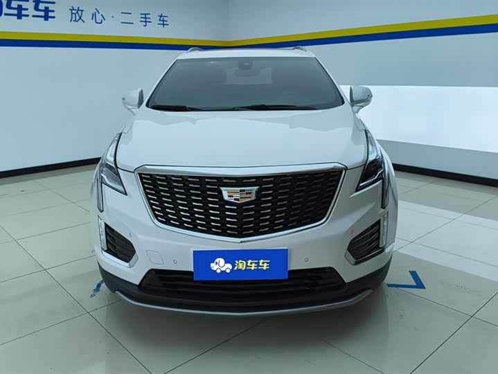 Фото 2 - Cadillac XT5