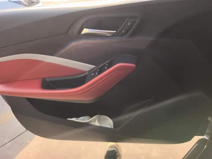 Фото 7 - MG Motor 5