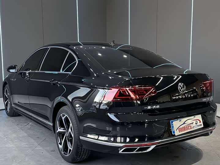 Фото 8 - Volkswagen Magotan