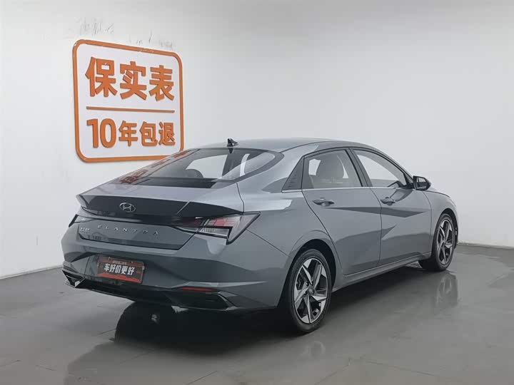 Фото 2 - Hyundai Elantra N line