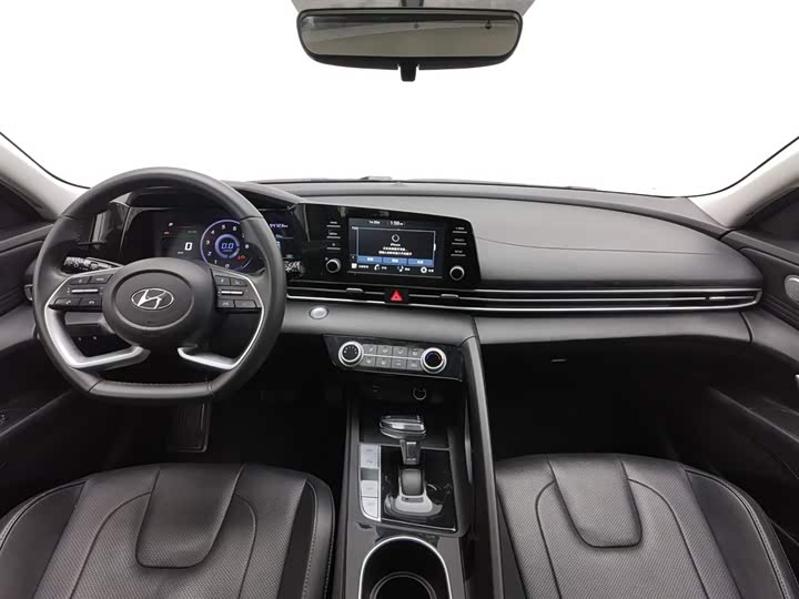 Фото 5 - Hyundai Elantra N line