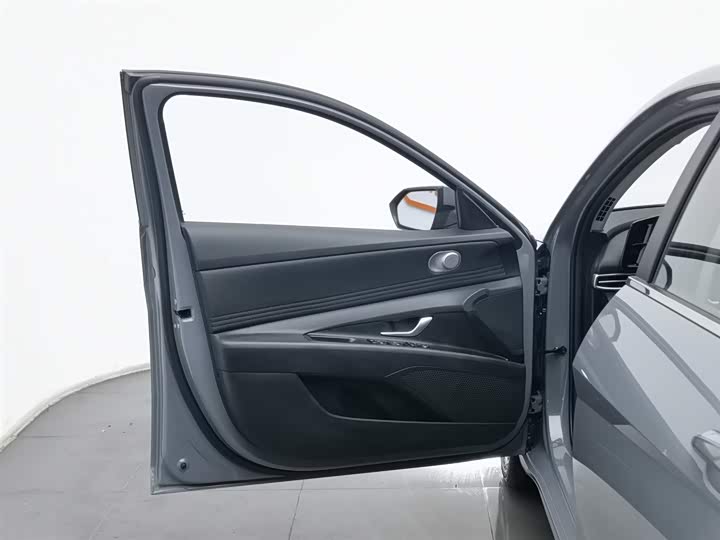 Фото 8 - Hyundai Elantra N line