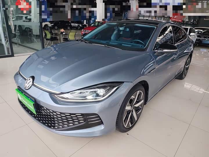 Фото 1 - Volkswagen Lamando L