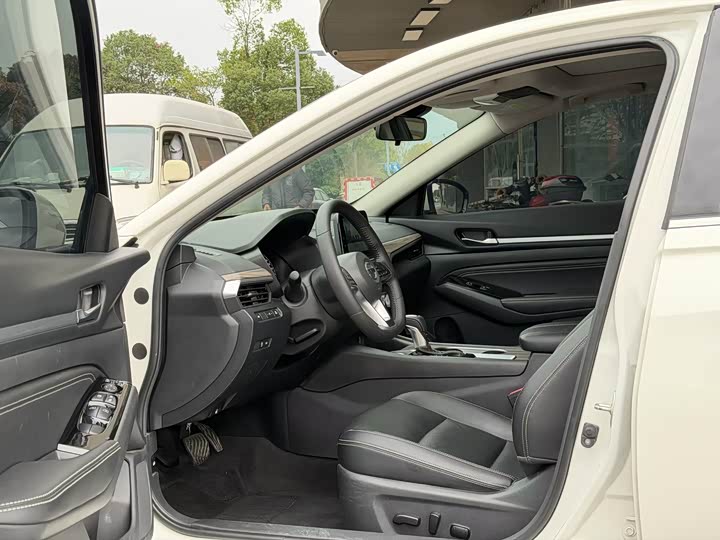 Фото 6 - Nissan Teana