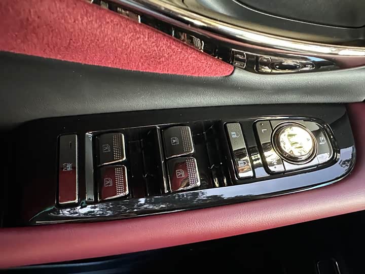 Фото 7 - GAC Trumpchi E9