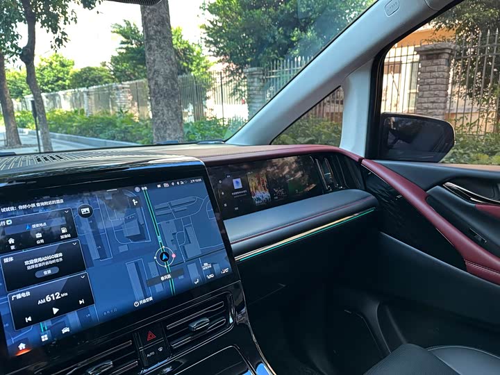 Фото 9 - GAC Trumpchi E9