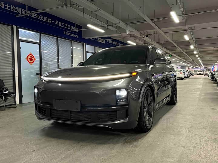 Фото 1 - LiXiang L8