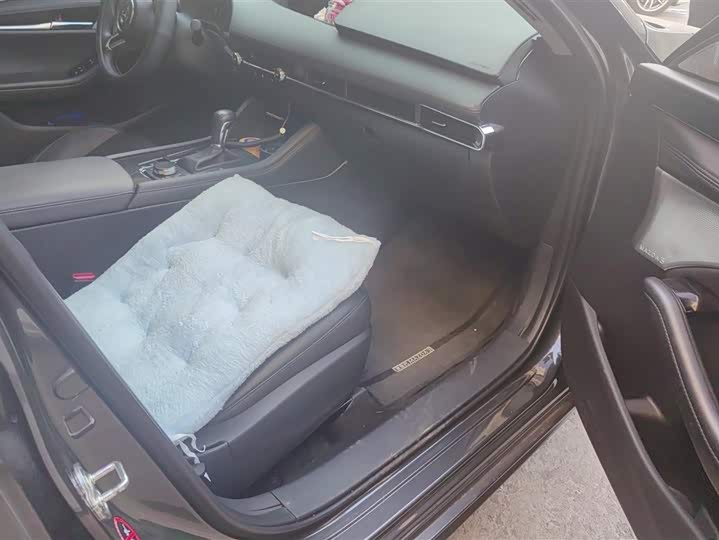 Фото 8 - Mazda 3 (Axela)