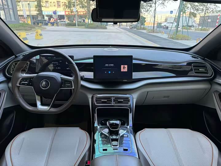 Фото 6 - BYD Qin Plus