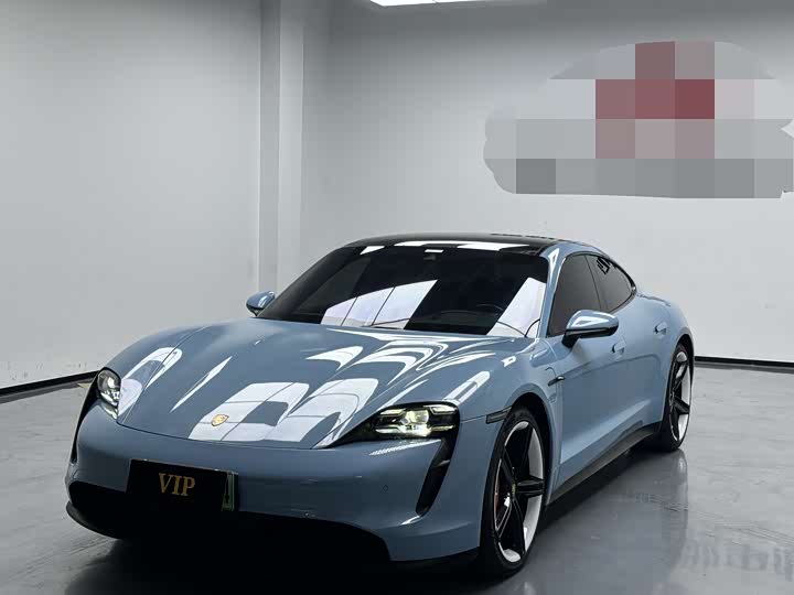 Фото 1 - Porsche Taycan