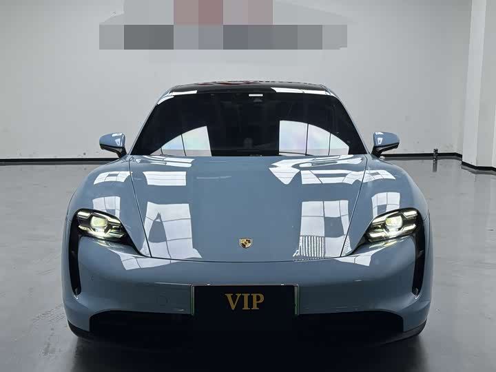 Фото 3 - Porsche Taycan