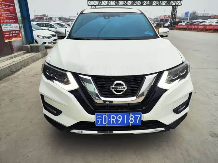 Фото 2 - Nissan X-Trail