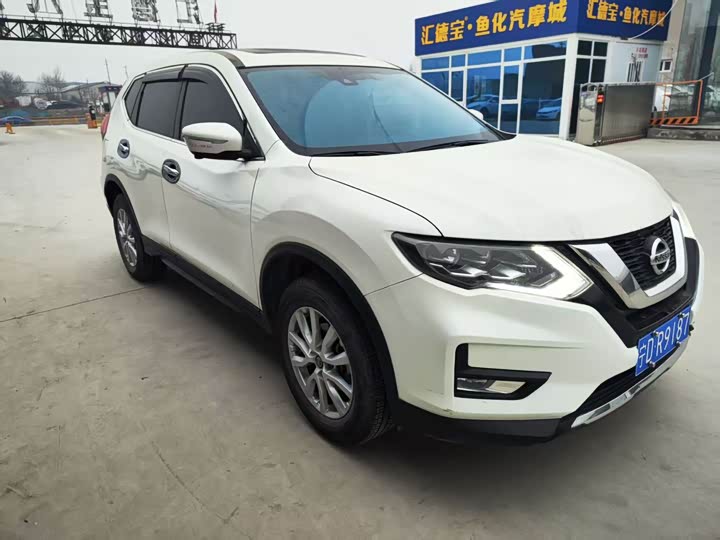 Фото 3 - Nissan X-Trail