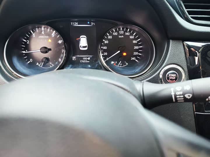 Фото 6 - Nissan X-Trail