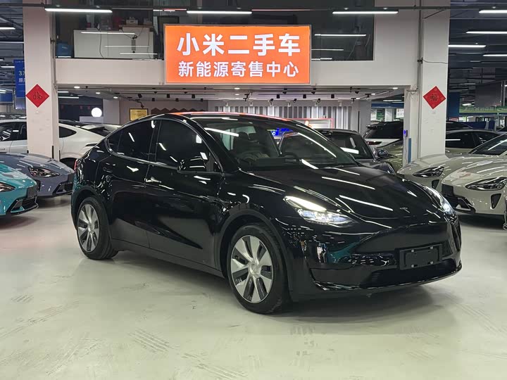 Фото 3 - Tesla Model Y