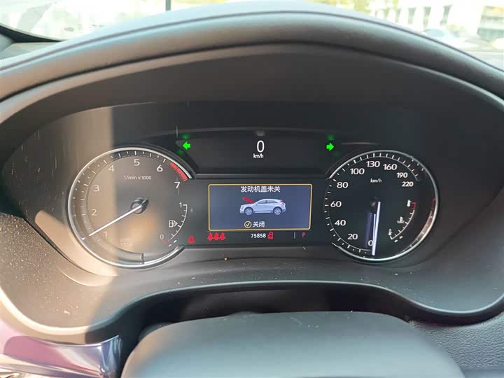 Фото 4 - Cadillac XT4