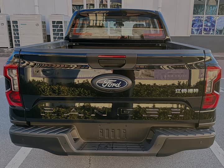 Фото 4 - Ford Ranger