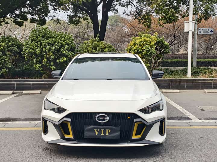 Фото 2 - GAC Trumpchi Empow R