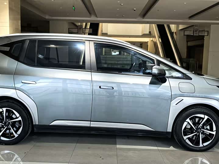 Фото 4 - GAC Aion Y