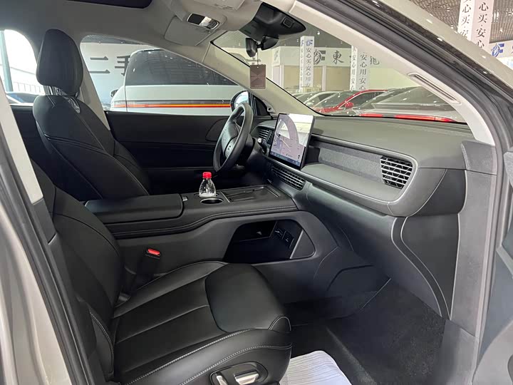 Фото 9 - XPeng G6