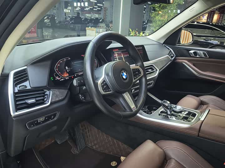 Фото 8 - BMW X5