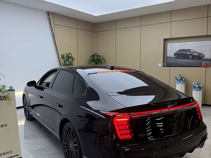 Фото 4 - Hongqi H9