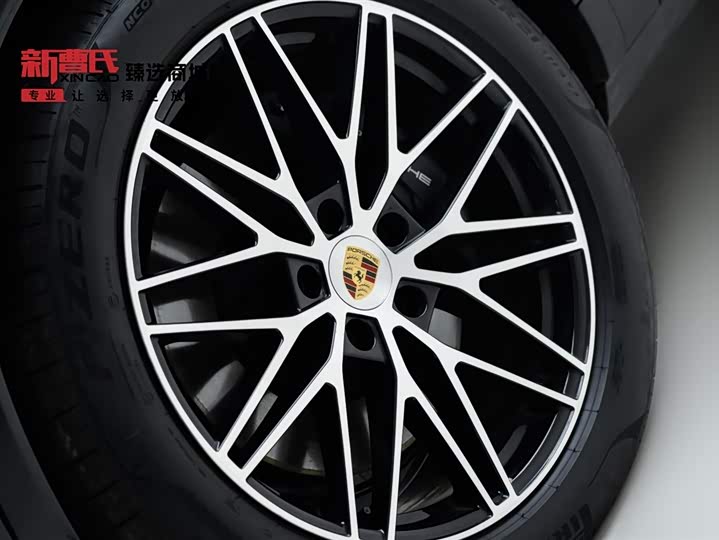 Фото 6 - Porsche Cayenne