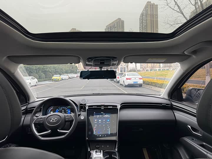 Фото 5 - Hyundai Tucson L