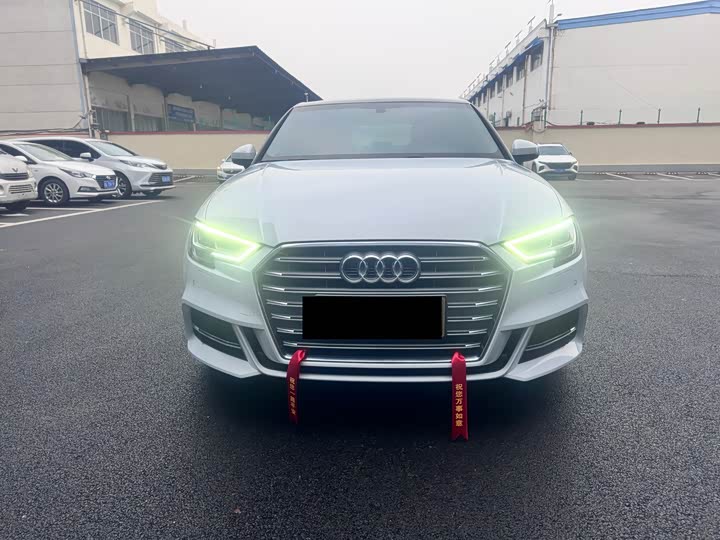 Фото 2 - Audi A3