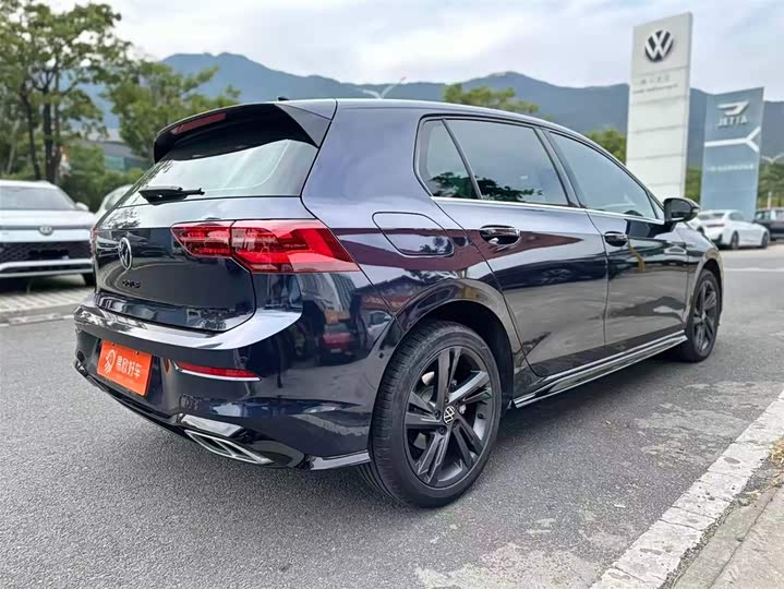 Фото 7 - Volkswagen Golf