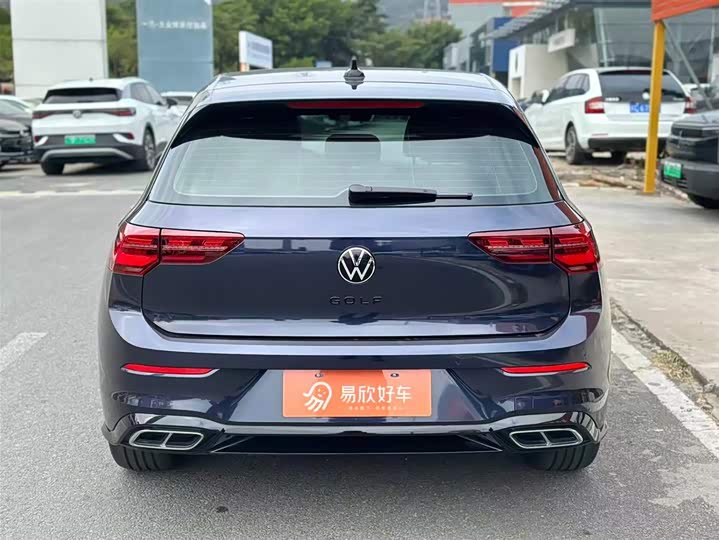 Фото 8 - Volkswagen Golf