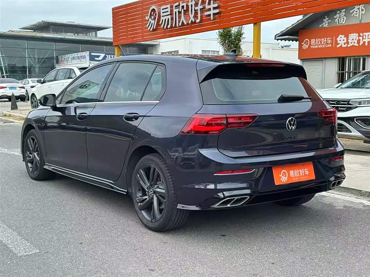 Фото 9 - Volkswagen Golf