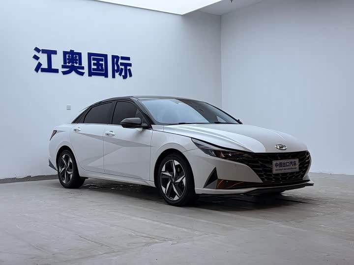 Фото 3 - Hyundai Elantra N line