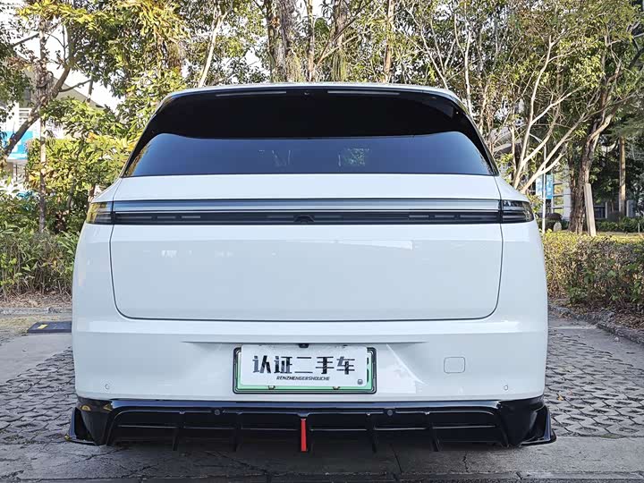 Фото 8 - LiXiang L7