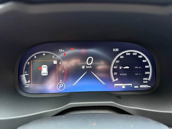 Фото 7 - Toyota RAV4