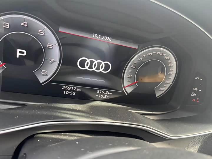 Фото 6 - Audi A6L
